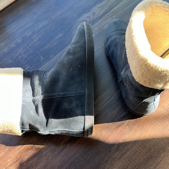 Burberry boots - Picture 6 of 7